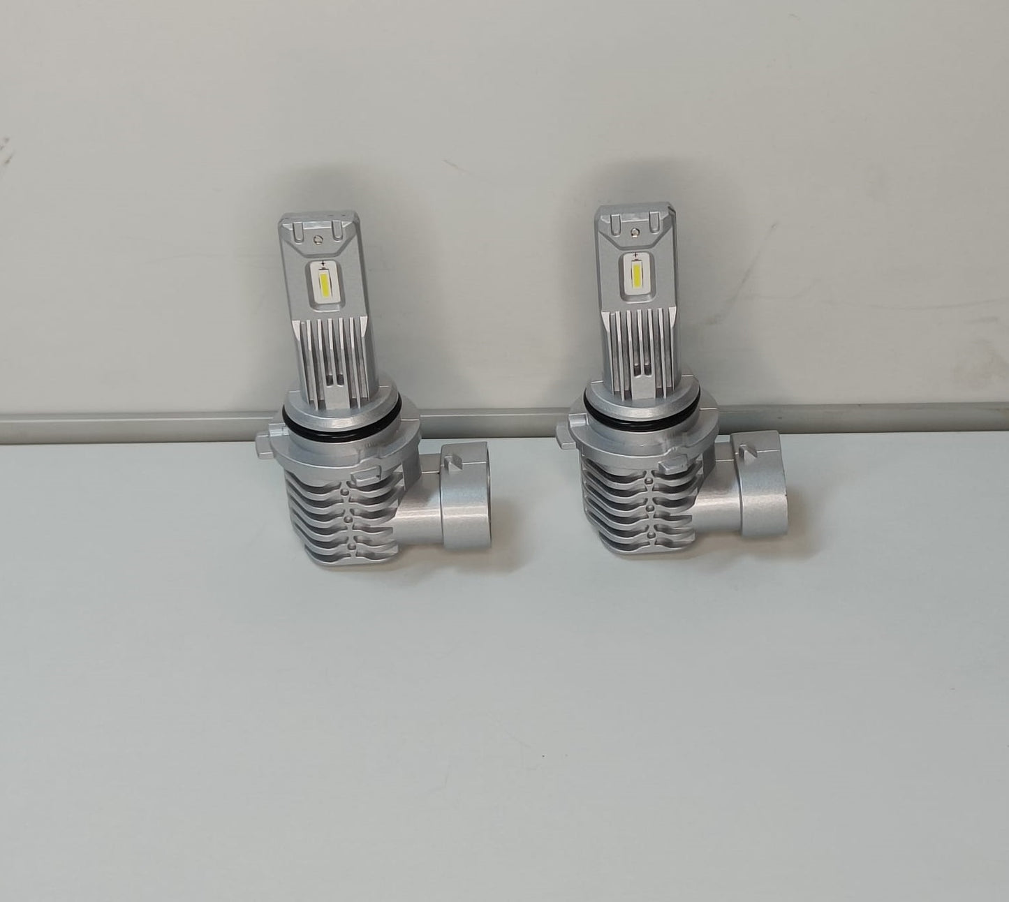 Silver LED 9006 - Autolichtbeeld