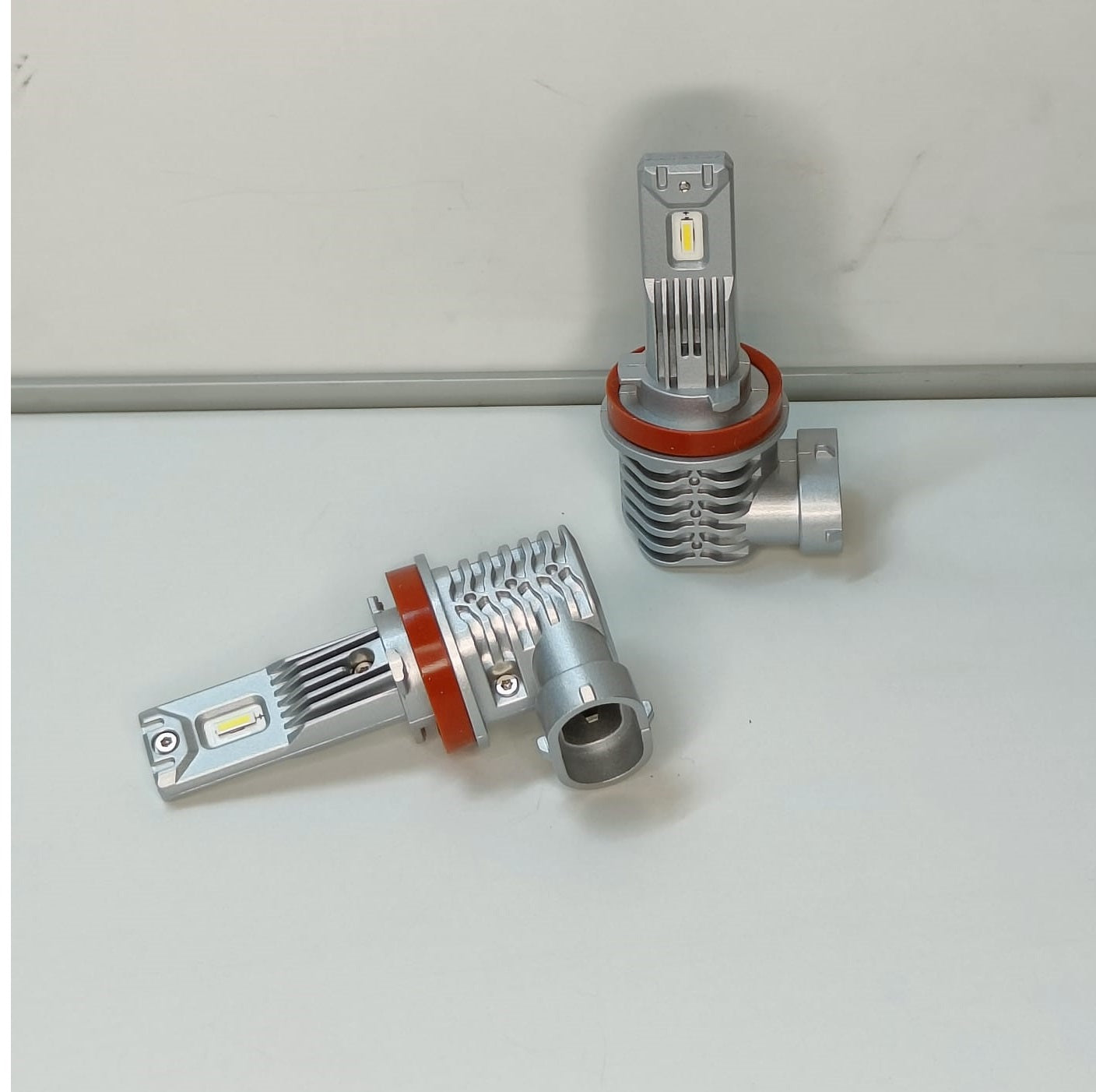 Silver LED 9006 - Autolichtbeeld