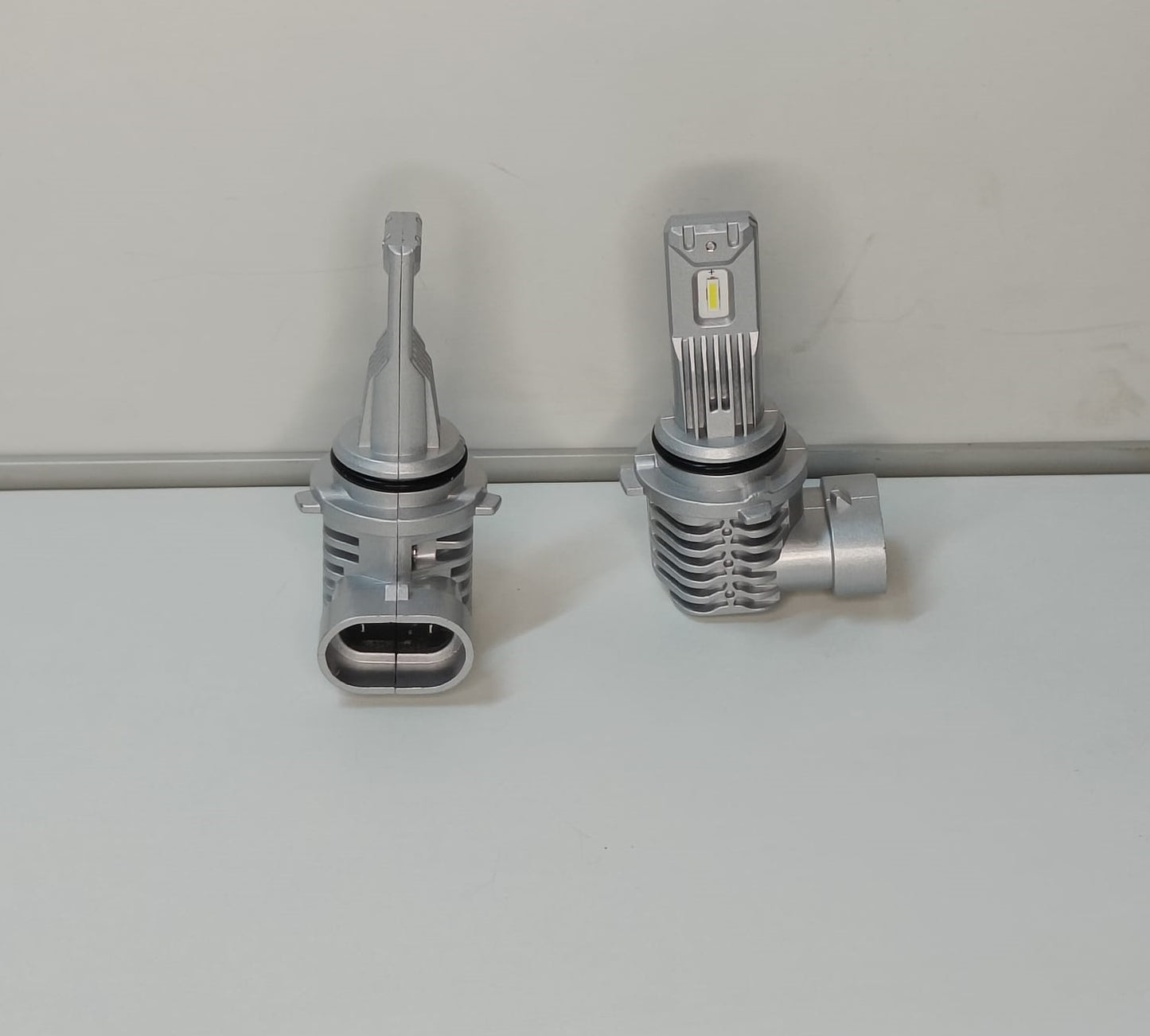 Silver LED 9006 - Autolichtbeeld
