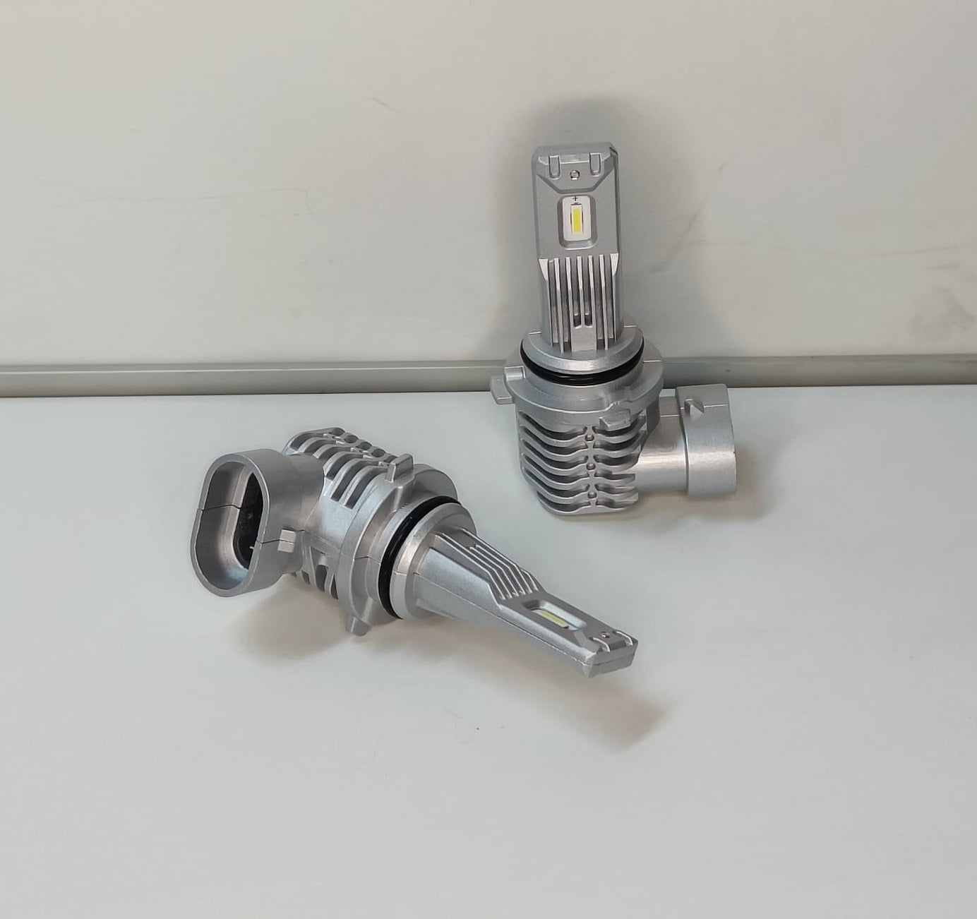 Silver LED 9006 - Autolichtbeeld