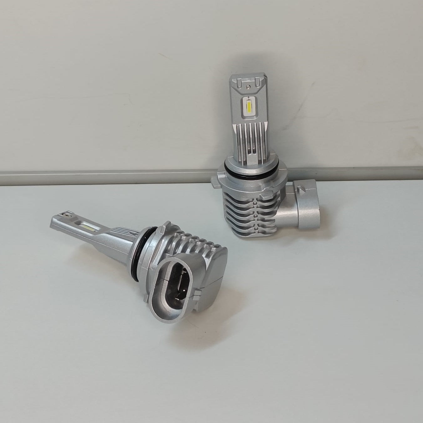 Silver LED 9006 - Autolichtbeeld