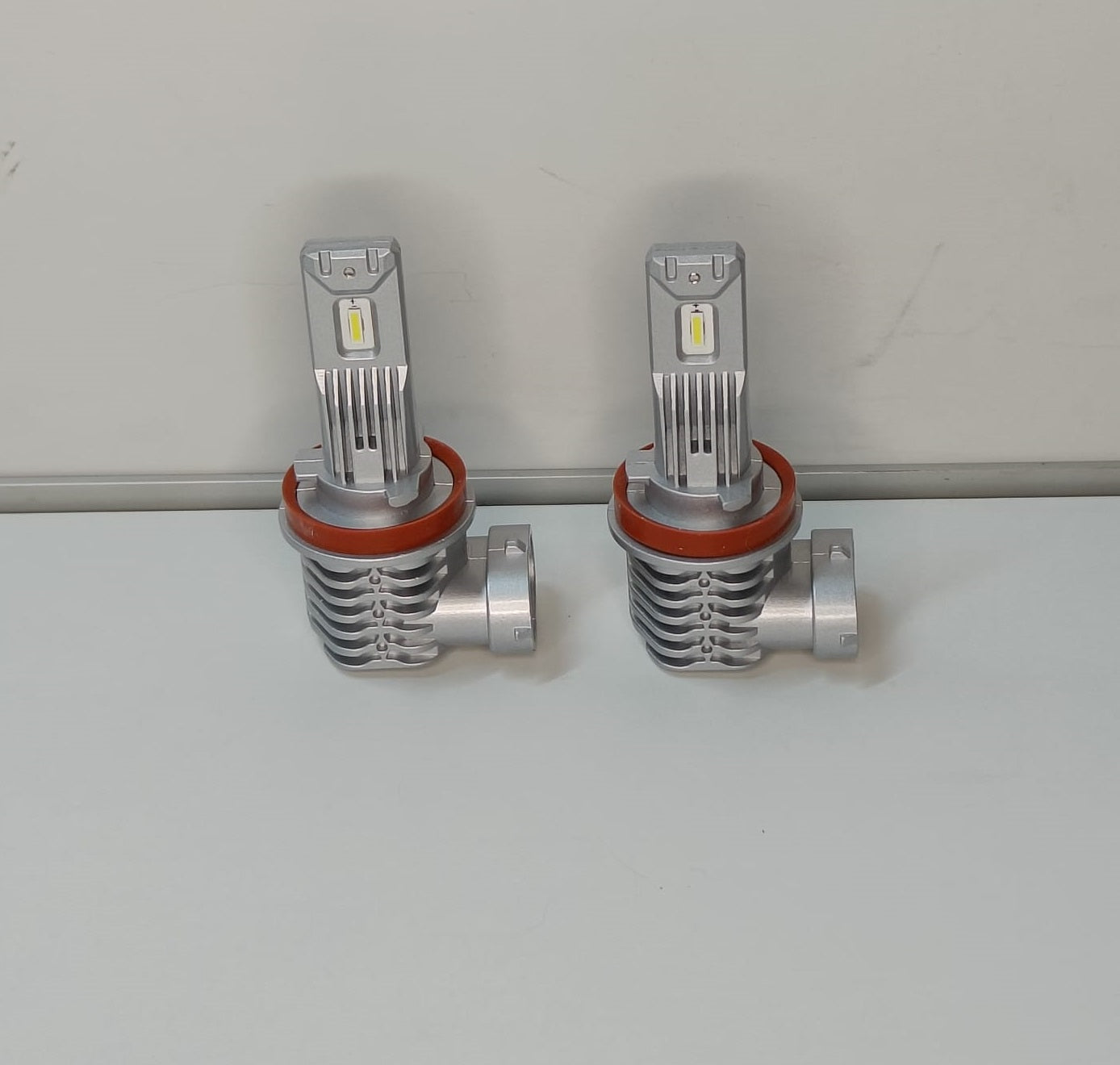 Silver LED H8 - Autolichtbeeld